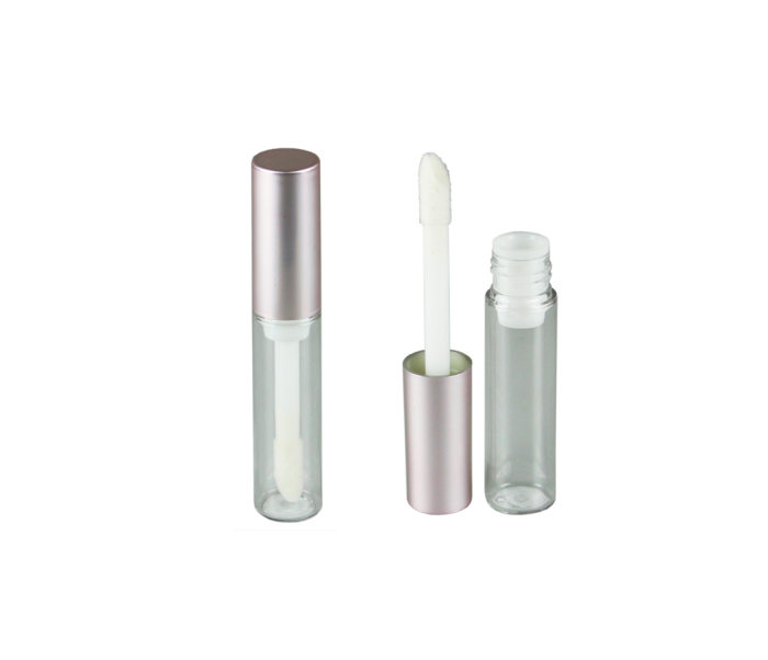 JUMBO DOEFOOT: Oversized Lipgloss Applicator from Toly Asia